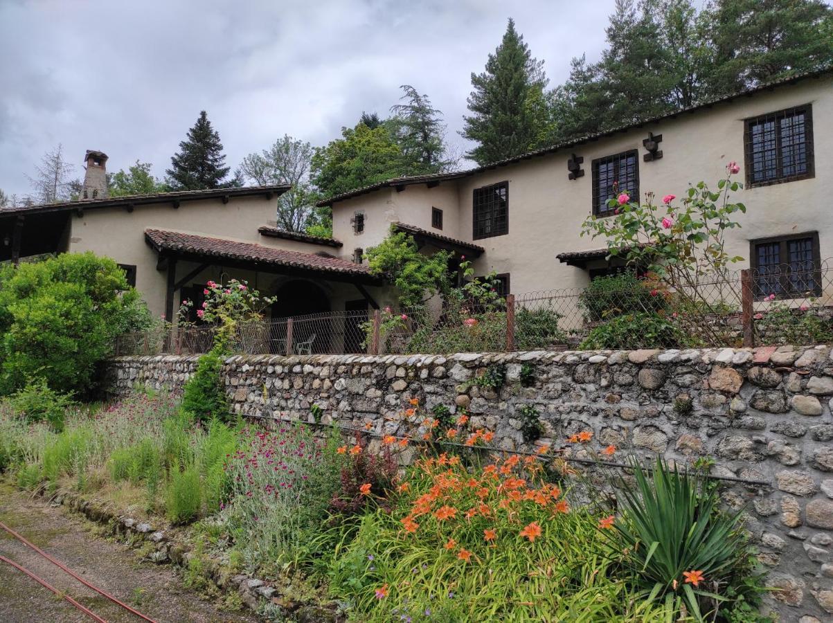 L'Oree Des Bois Courpiere Exterior foto